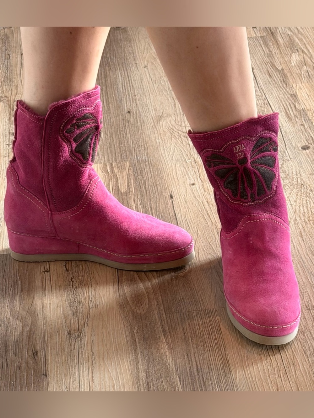 $799 Anna Sui Pink Suede Boots 38